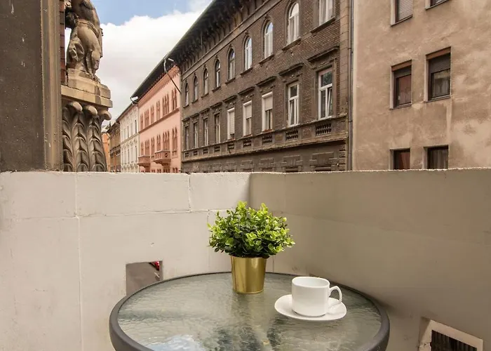 Be A Budapester Budapest