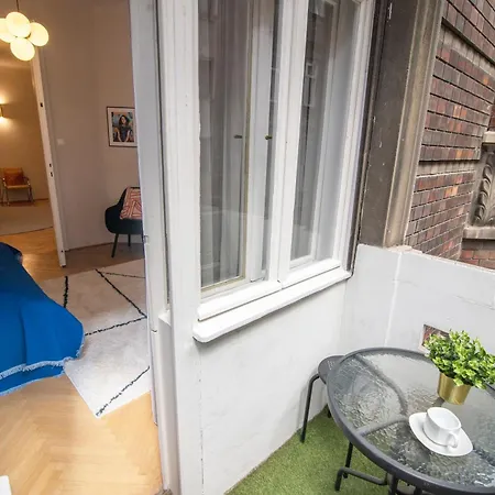 Be A Budapester * Budapesta