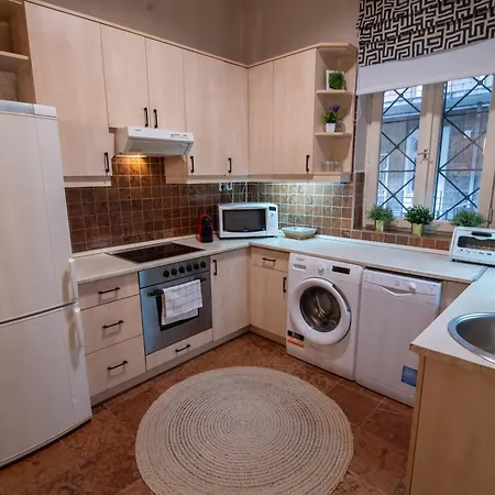 Be A Budapester Budapest