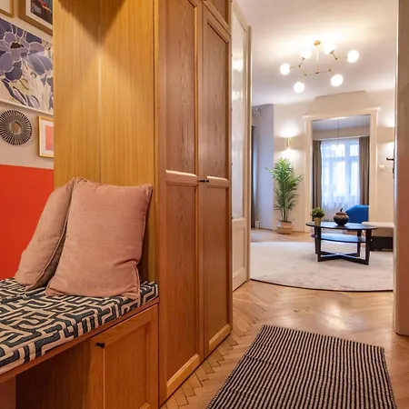 Be A Budapester * Budapest